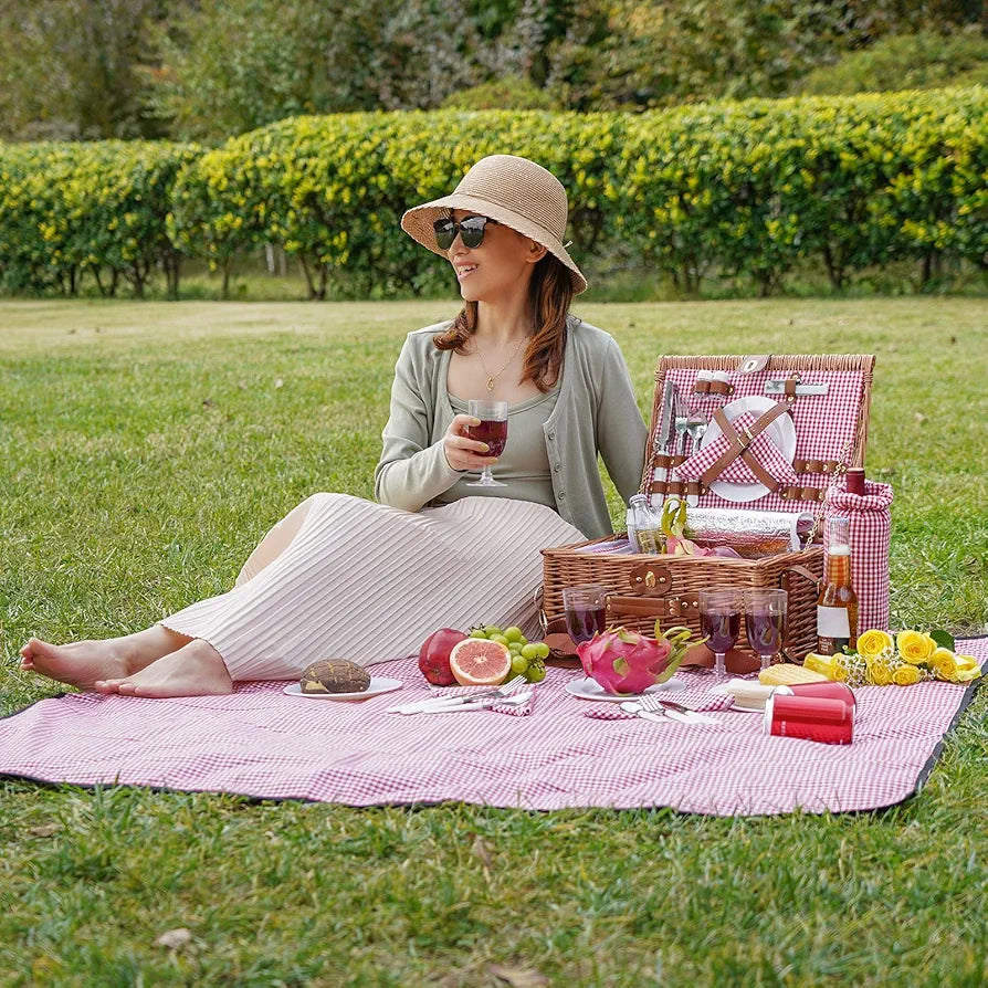 Picnic Basket for 4, Insulated Willow Hamper with Waterproof Blanket