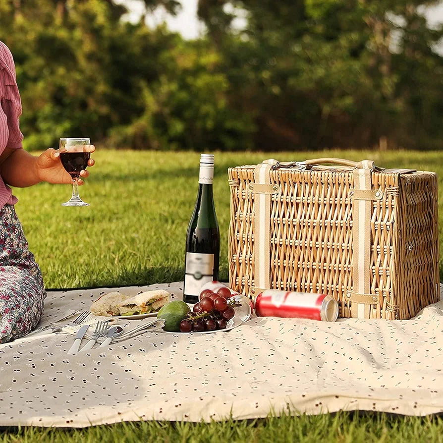 Willow Picnic Basket Set for 2 with Insulated Cooler and Blanket